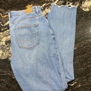 American Eagle Mom jeans ✨